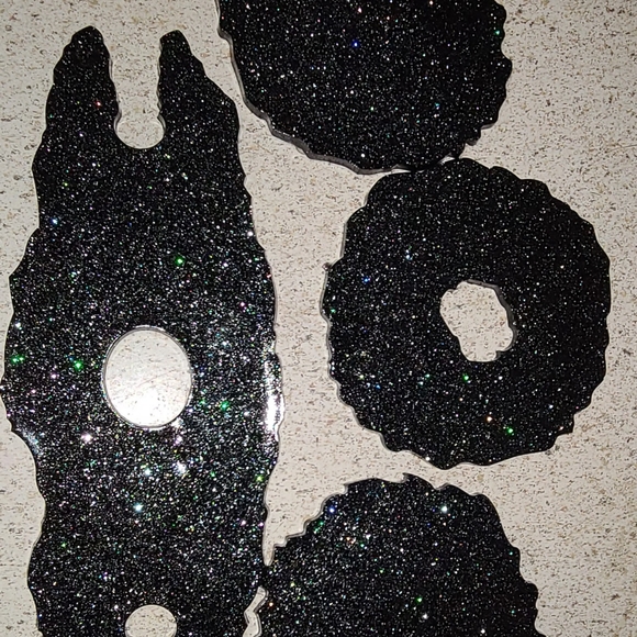 Wine bottle glass holder - Picture 5 of 6